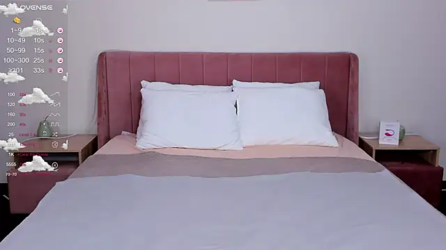 art lovee online show from 01.17.25