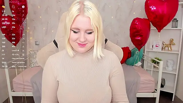 art lovee online show from 02.06.25