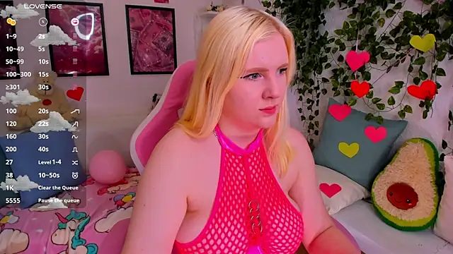 art lovee online show from 03.08.26