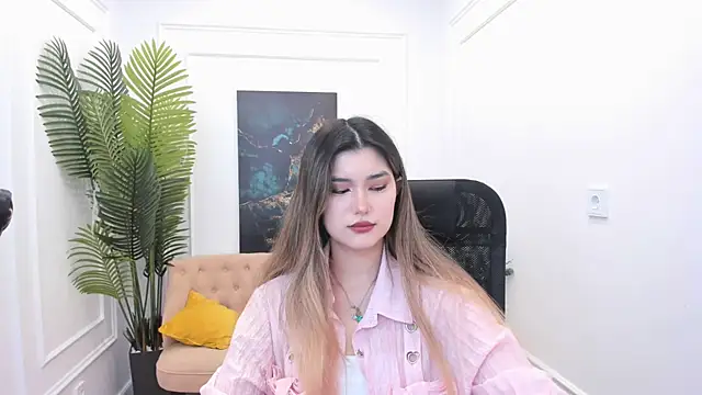 AnneTLi online show from 11.09.25