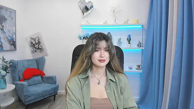 AnneTLi online show from 06.07.26