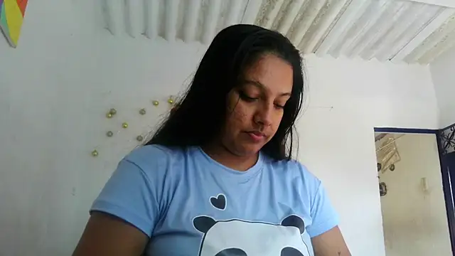 almaswan1 online show from 12.10.24