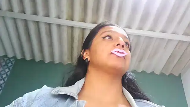 almaswan1 online show from 10.07.25