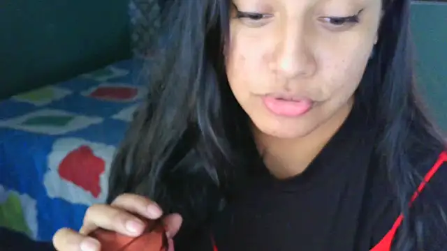 almaswan1 online show from 10.16.25