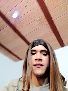 Snapshot of Babylolatop chatting on 12.11.24 Babylolatop online show from 12.11.24