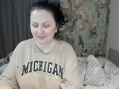 Lillian2 online show from 06.02.26