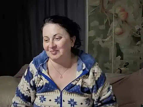 Lillian2 online show from 07.12.26