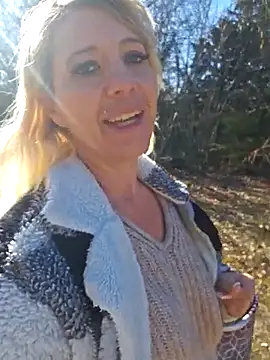 Sexy Sparkling  online show from 03.18.25