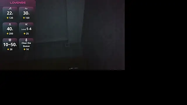 Snapshot of SexyBreaksss chatting on 11.08.25 SexyBreaksss online show from 11.08.25