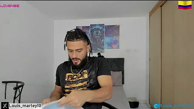 Snapshot of Louis_marley__ chatting on 01.14.25 Louis marley online show from 01.14.25