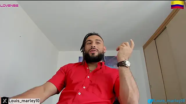 Snapshot of Louis_marley__ chatting on 01.23.25 Louis marley online show from 01.23.25