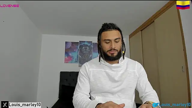 Snapshot of Louis_marley__ chatting on 01.24.25 Louis marley online show from 01.24.25