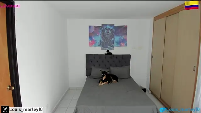 Snapshot of Louis_marley__ chatting on 02.13.25 Louis marley online show from 02.13.25