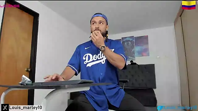 Snapshot of Louis_marley__ chatting on 02.27.25 Louis marley online show from 02.27.25