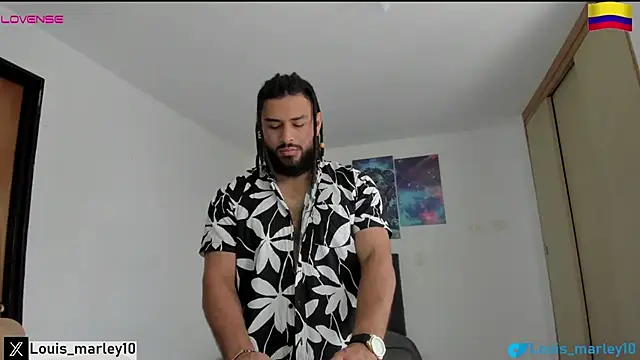 Snapshot of Louis_marley__ chatting on 09.13.25 Louis marley online show from 09.13.25