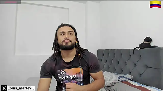 Snapshot of Louis_marley__ chatting on 06.12.26 Louis marley online show from 06.12.26