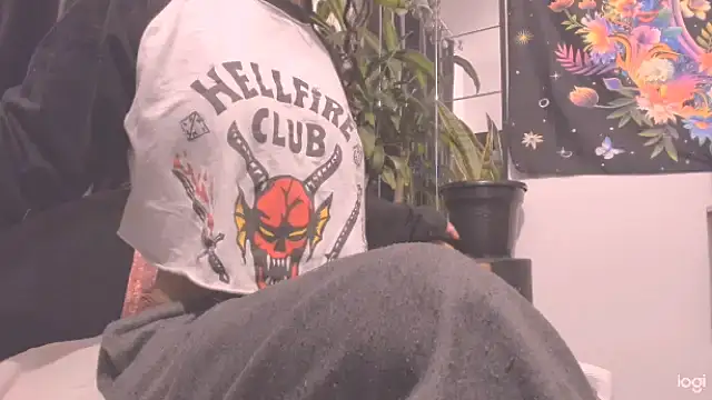 MYFAVOURITESTRAGER online show from 01.06.26