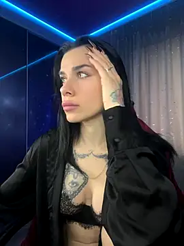 Queen of pain online show from 11.28.25