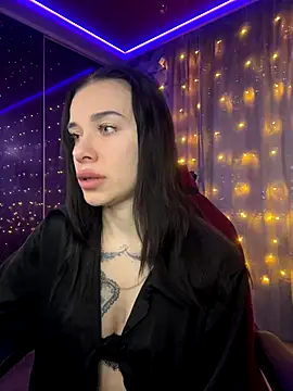 Queen of pain online show from 12.19.25