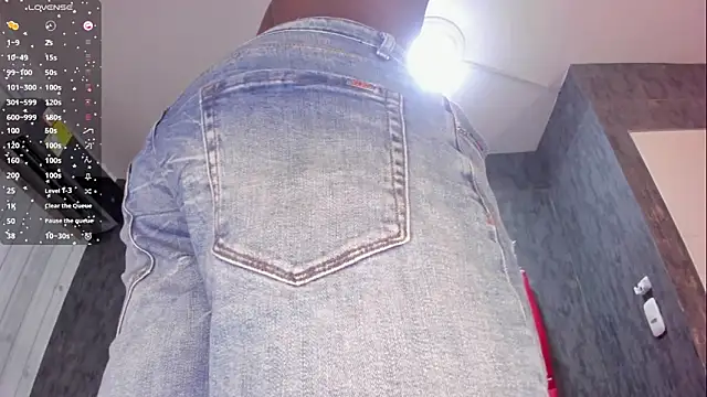 DominicSccott online show from 12.19.25