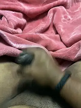 Snapshot of Honeydick7 chatting on 02.15.25 Honeydick7 online show from 02.15.25