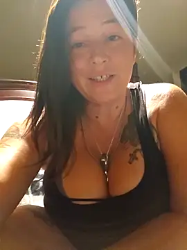 Snapshot of angelbaby1998 chatting on 09.10.25 angelbaby1998 online show from 09.10.25