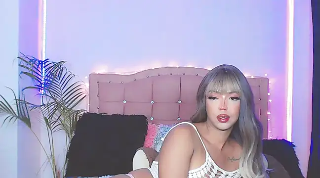 Tanedra collings online show from 01.11.25