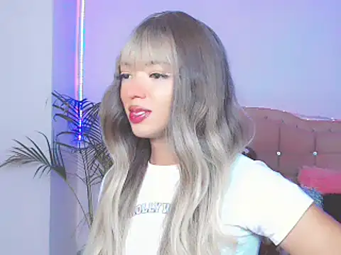 Tanedra collings online show from 01.12.25