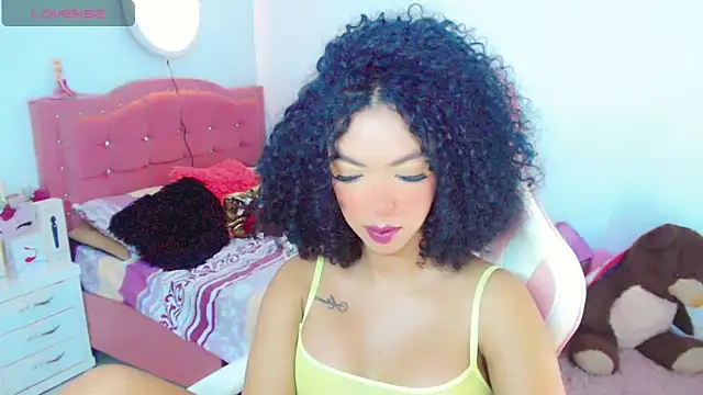 Snapshot of Tanedra_collings chatting on 03.10.26 Tanedra collings online show from 03.10.26