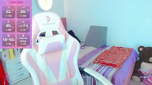 Snapshot of Tanedra_collings chatting on 03.13.26 Tanedra collings online show from 03.13.26