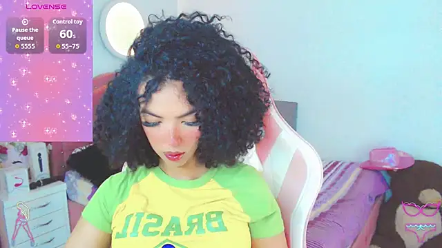 Snapshot of Tanedra_collings chatting on 03.17.26 Tanedra collings online show from 03.17.26