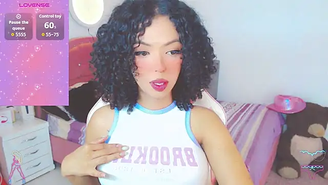 Snapshot of Tanedra_collings chatting on 03.20.26 Tanedra collings online show from 03.20.26