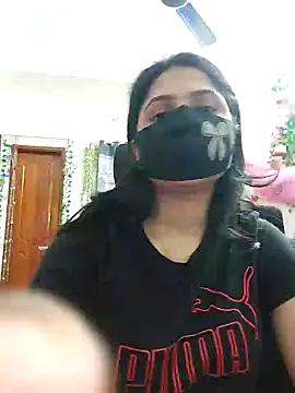 Snapshot of Suvosri chatting on 01.25.25 Suvosri online show from 01.25.25