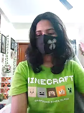 Snapshot of Suvosri chatting on 01.26.25 Suvosri online show from 01.26.25