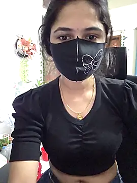 Snapshot of Suvosri chatting on 11.14.25 Suvosri online show from 11.14.25