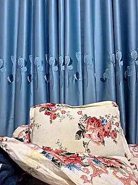 Snapshot of Suvosri chatting on 12.14.25 Suvosri online show from 12.14.25