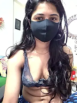 Snapshot of Suvosri chatting on 03.24.26 Suvosri online show from 03.24.26