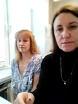 DonnaMagdalena online show from 11.11.25