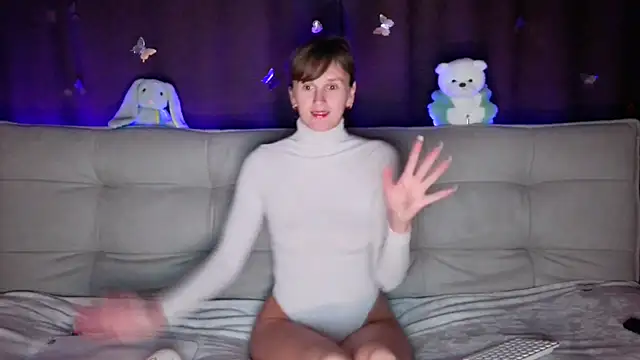 Snapshot of intolerable_girl chatting on 11.20.25 intolerable girl online show from 11.20.25