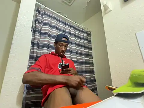 Snapshot of Z3US_UP_1 chatting on 10.12.25 Z3US UP 1 online show from 10.12.25