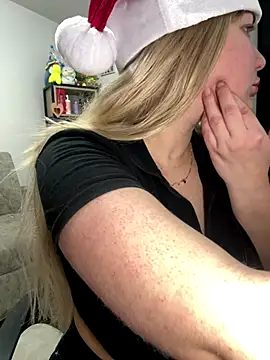 Celestedubois online show from 12.18.25