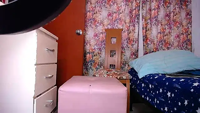 yselahot online show from 02.26.25