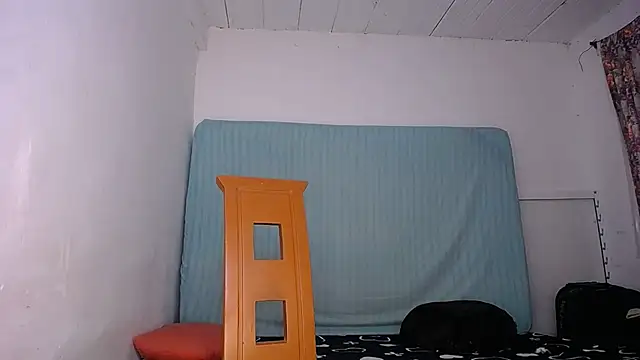 yselahot online show from 11.04.25