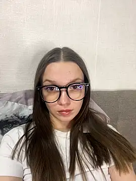 Tender-Mia online show from 03.15.26