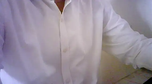 Snapshot of mrose8080 chatting on 01.12.25 mrose8080 online show from 01.12.25