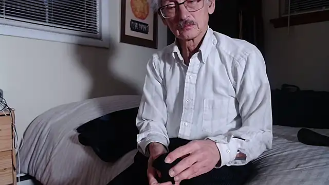 hottottrot691 online show from 02.16.26