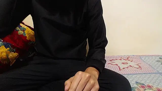 Snapshot of Alexdelarge323 chatting on 02.04.25 Alexdelarge323 online show from 02.04.25