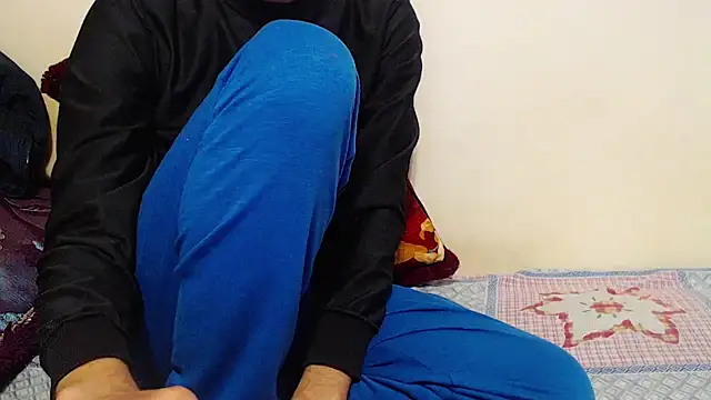 Snapshot of Alexdelarge323 chatting on 02.14.25 Alexdelarge323 online show from 02.14.25