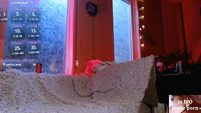 Cassie Wild online show from 10.27.25