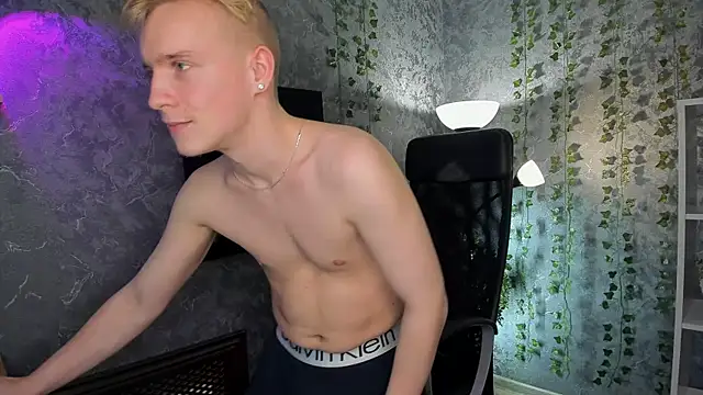 AlexxSweet online show from 01.05.25